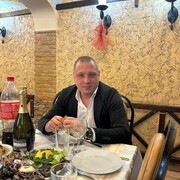  ,   Victor, 38 ,   ,   