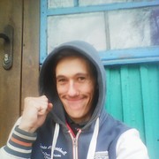   ,  Taras, 31