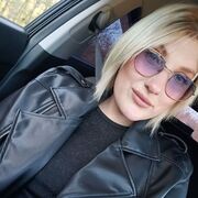  ,  Valentina, 31