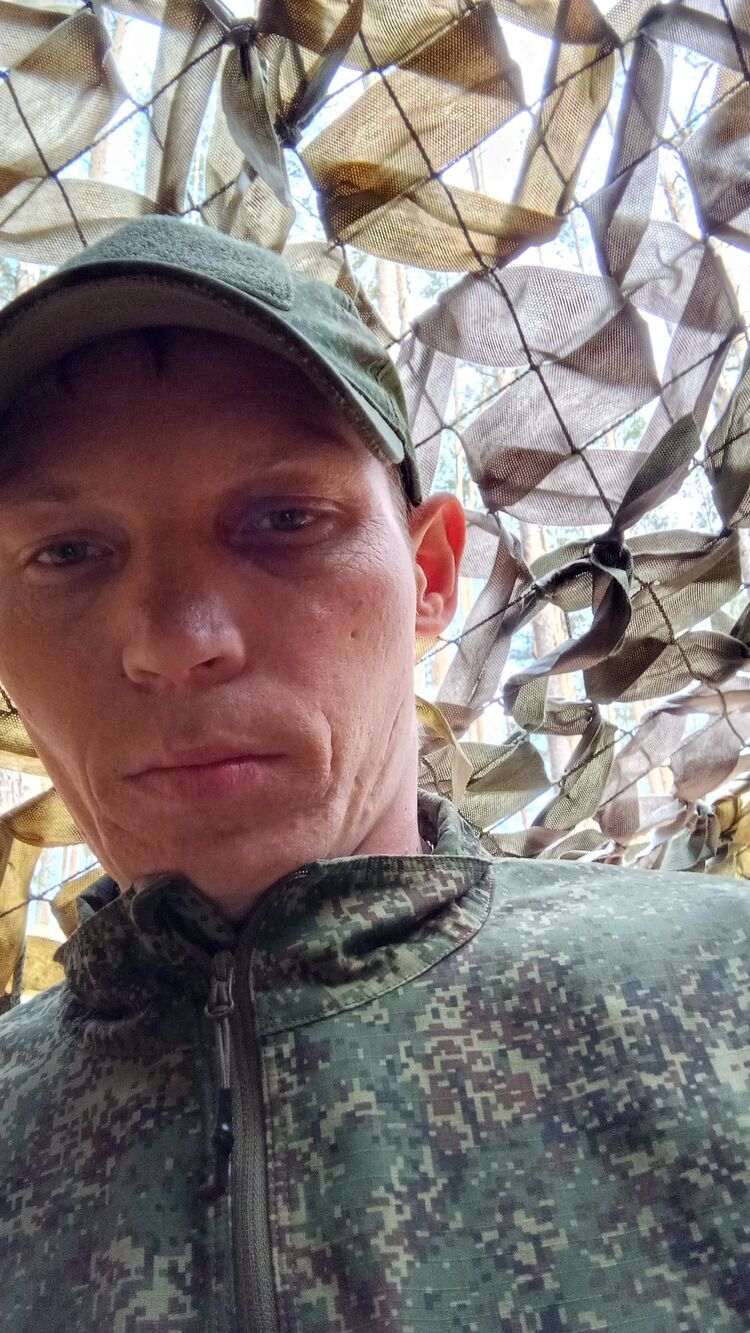  ,   Nikolaj, 28 ,   ,   , c , 
