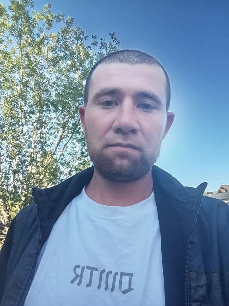  46038686  Kholov, 29 ,    