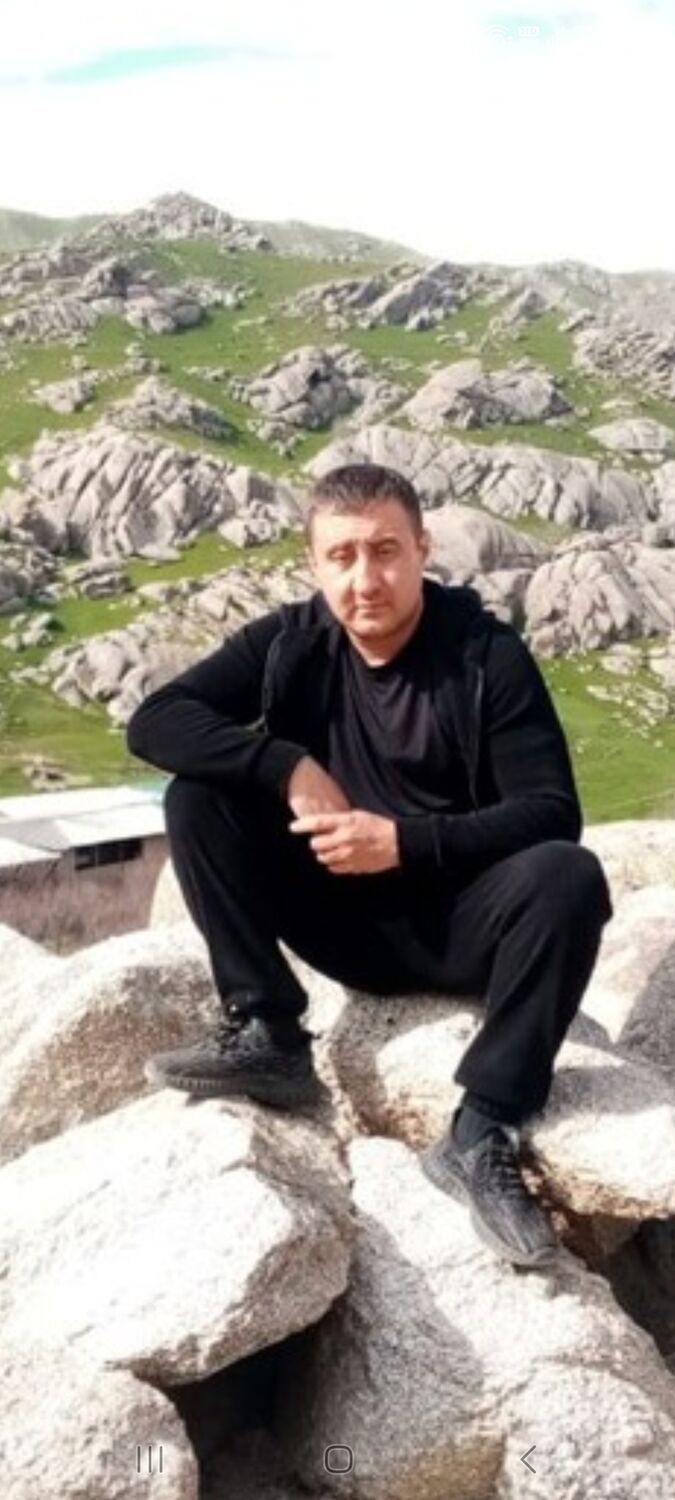  53427796  Alex, 45 ,    -