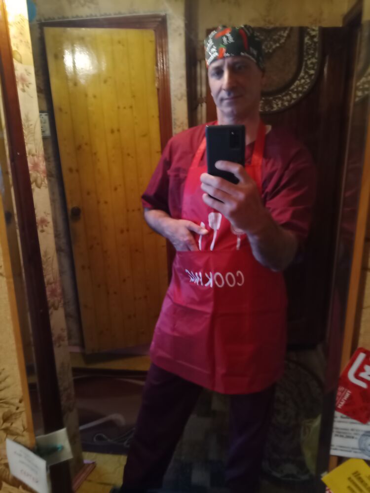  51761366  , 49 ,    