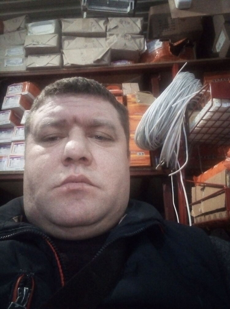  ,   Vladimer, 44 ,   ,   , c 