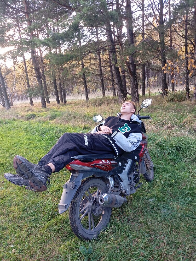  53744056  Nikolay, 22 ,    