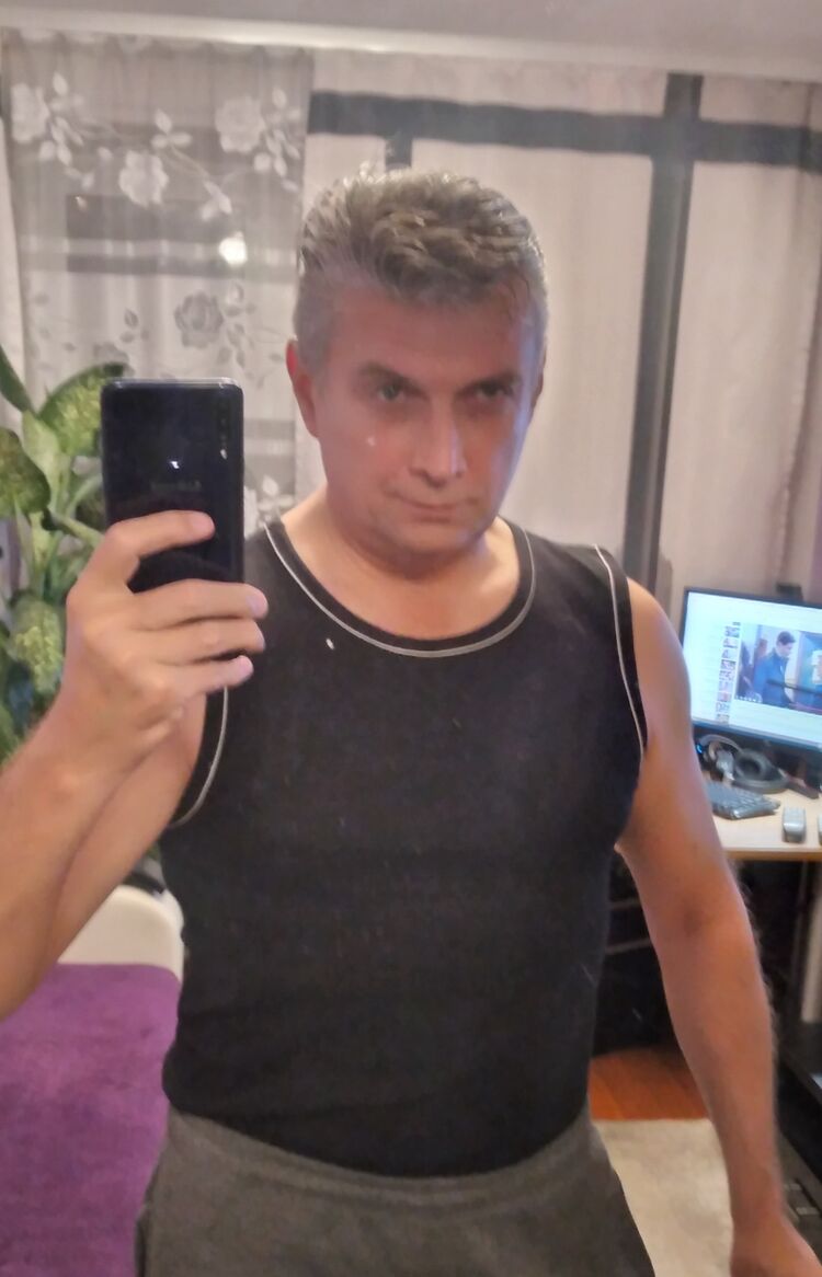  38244926  , 52 ,    