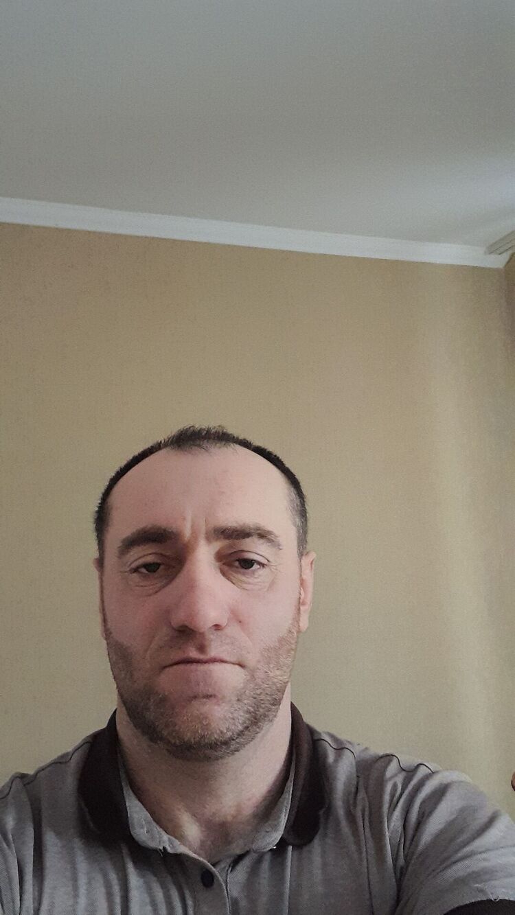  40707276  , 37 ,    