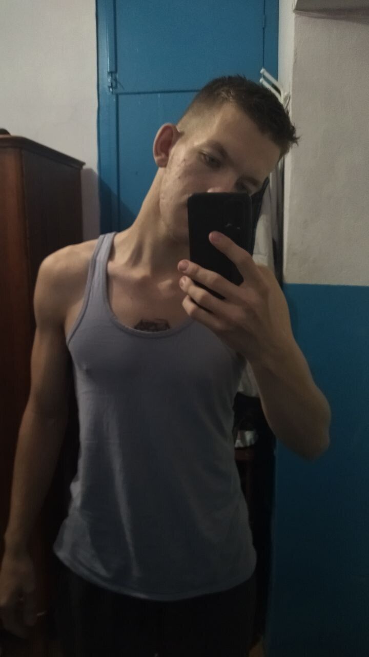  30372446  , 23 ,    