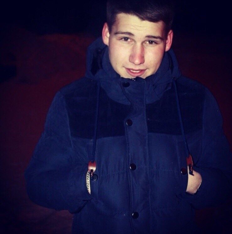  12259376  Alex, 29 ,    -