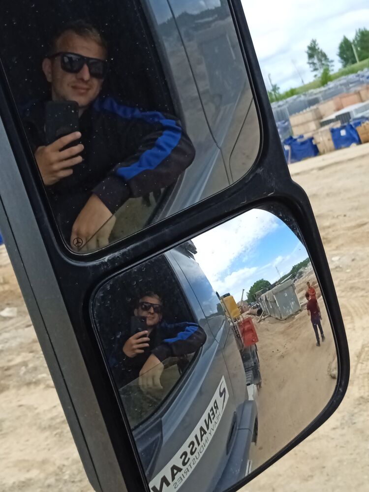  23674866  Zolotoy, 37 ,    