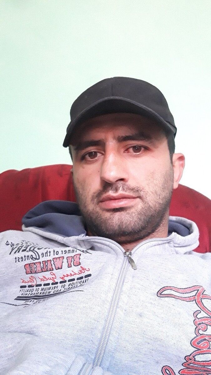  15751446  Rahman, 38 ,    