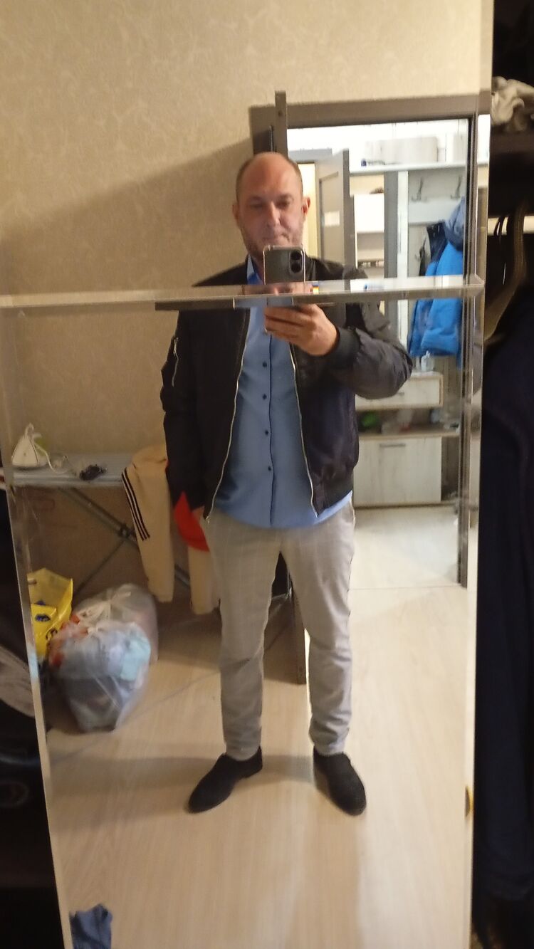 47660456  , 44 ,    