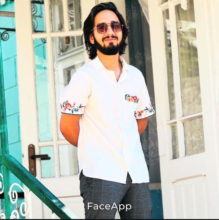  48346736  Matvei, 22 ,    