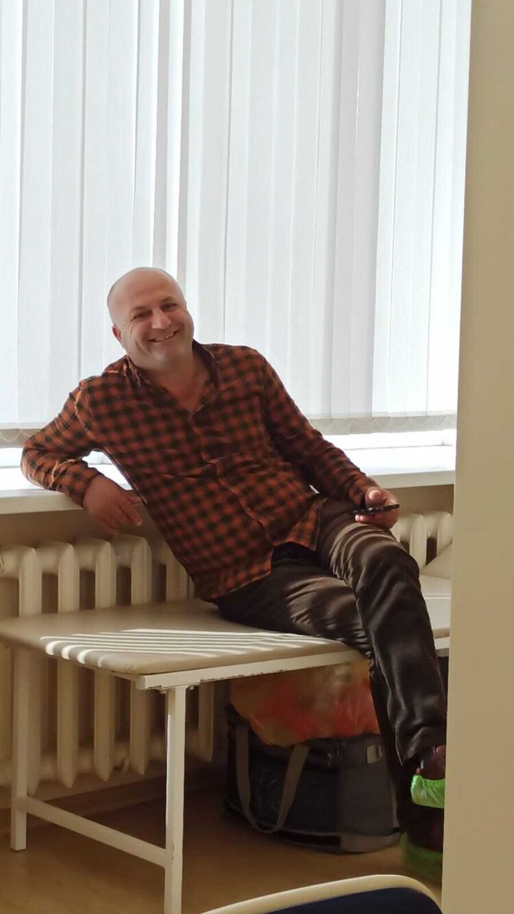  39877686  , 47 ,    -