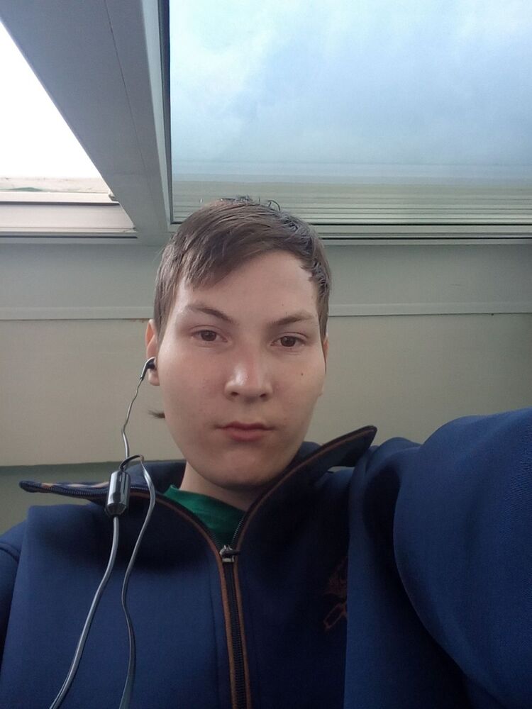  9974196  Kolya, 28 ,    