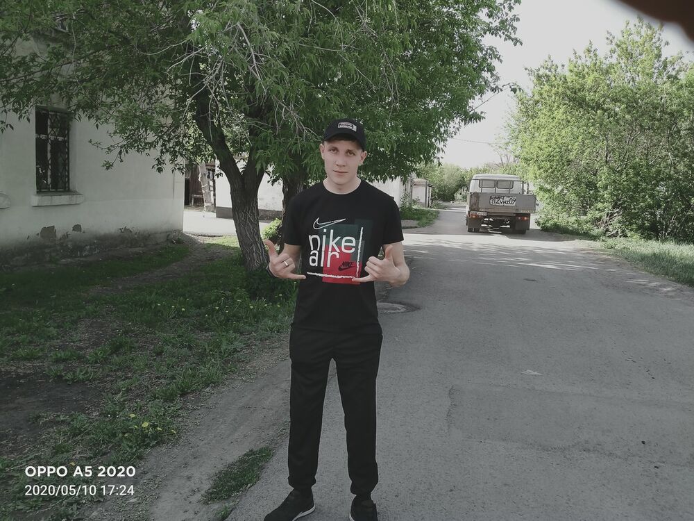  ,   Daniil, 25 ,   ,   , c 