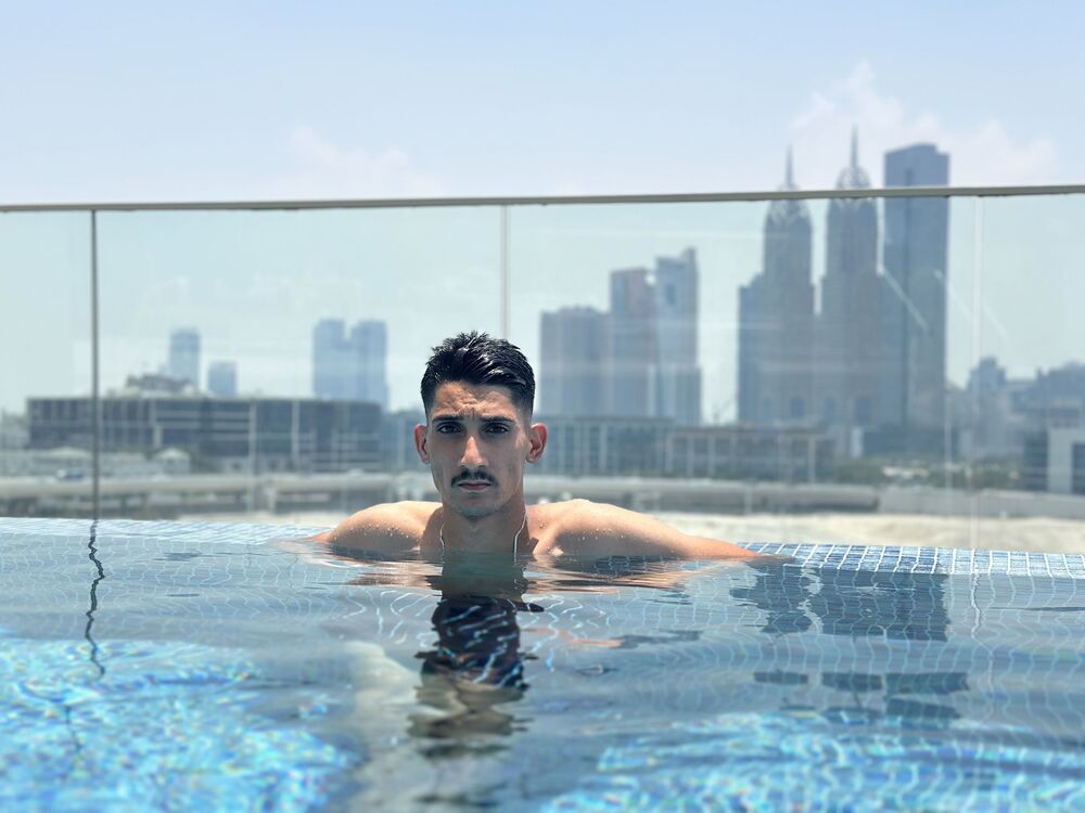  ,   Maeraj, 21 ,   ,   