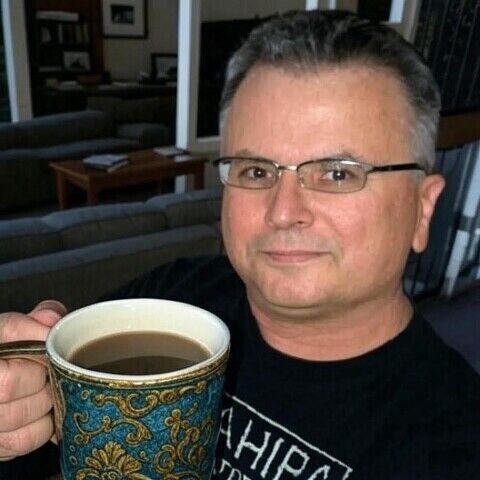 ���� 56104546 ������� Drichar, 57 ���, ���� ���������� � North Vancouver