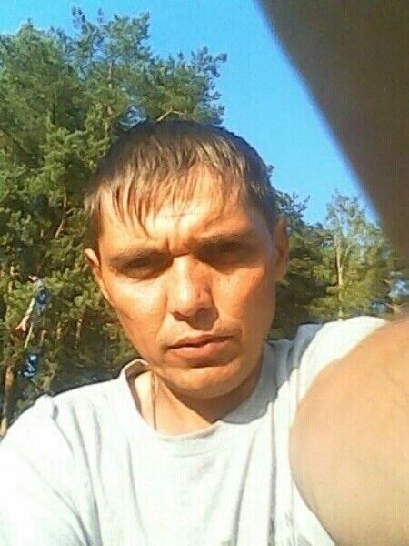  ,   Aleks, 46 ,   ,   