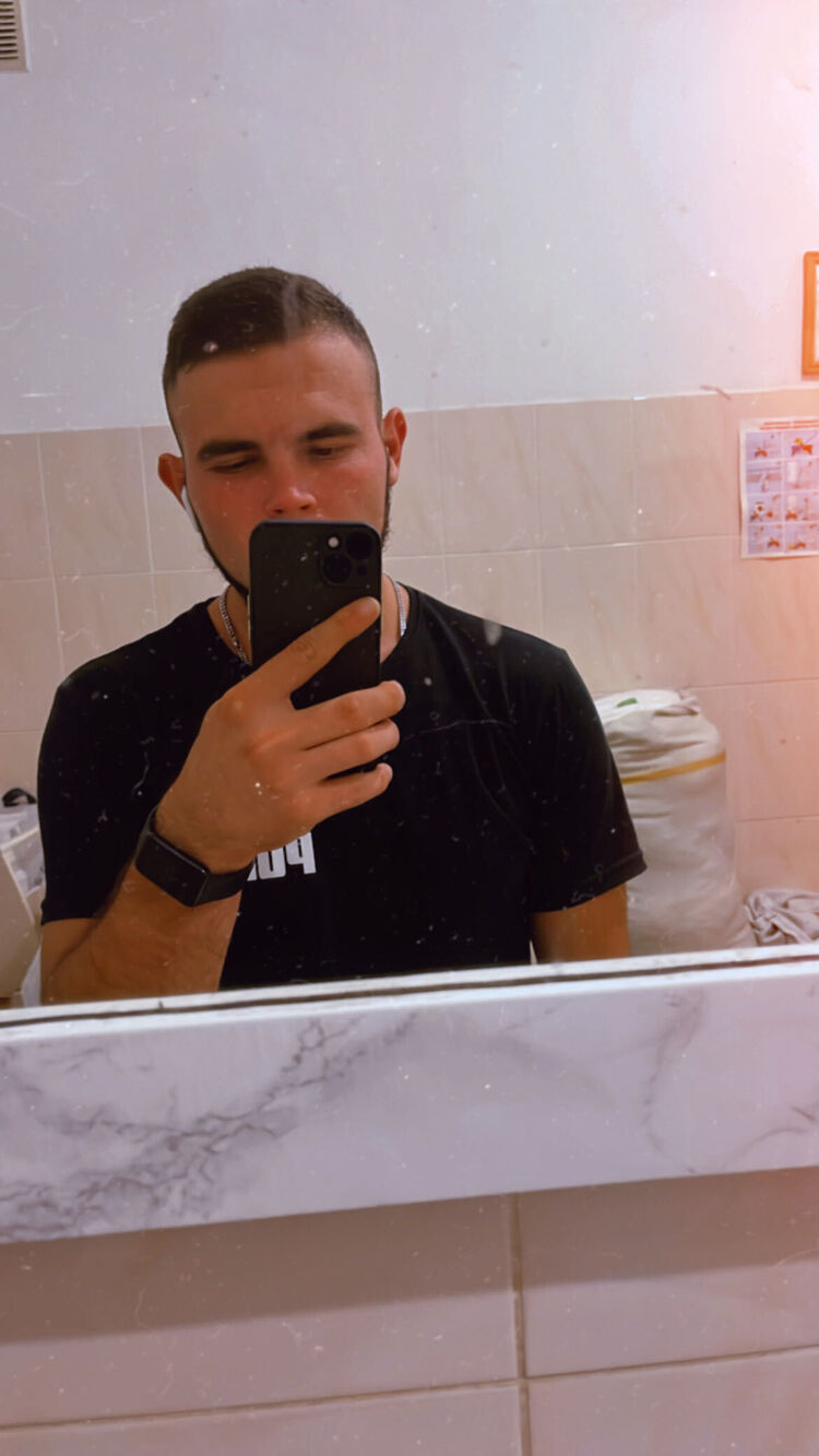  28824346  , 24 ,    