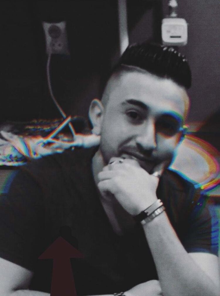  19829596  Fadi, 27 ,    