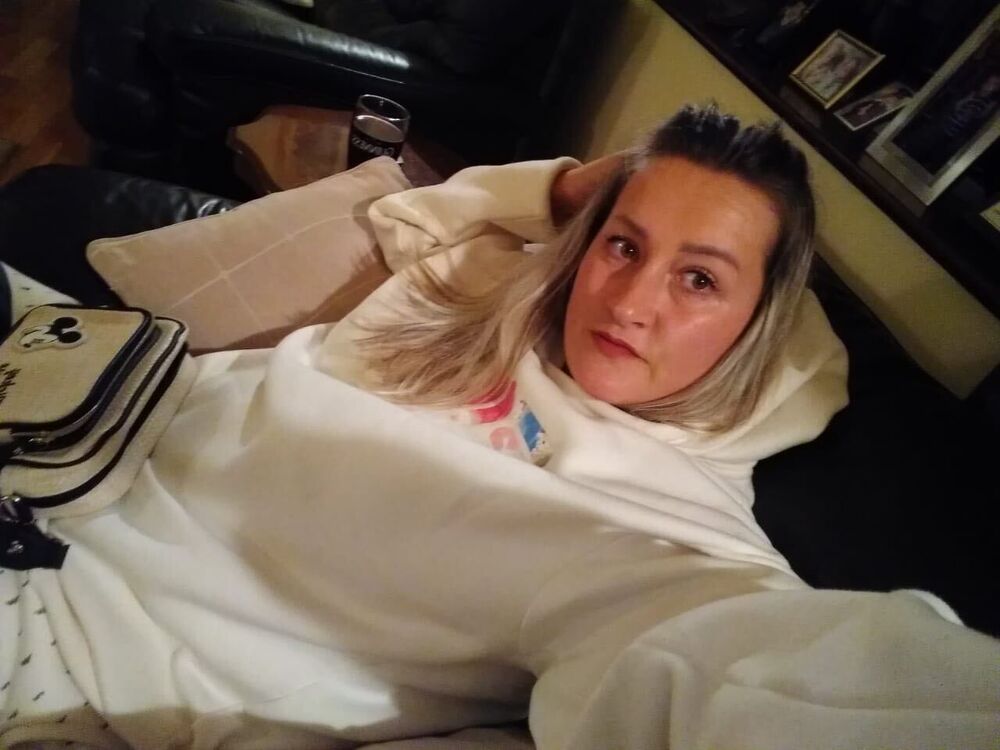  31410716  Hanna, 34 ,    