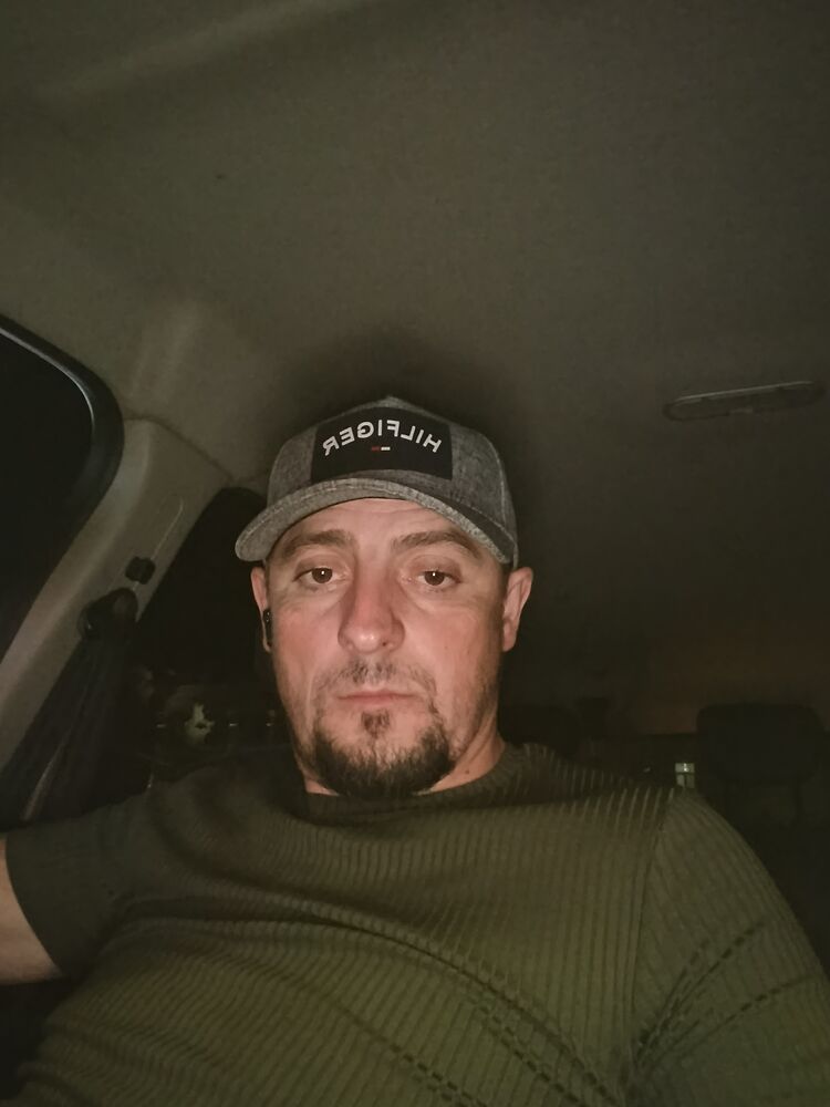  52767446  , 39 ,    -