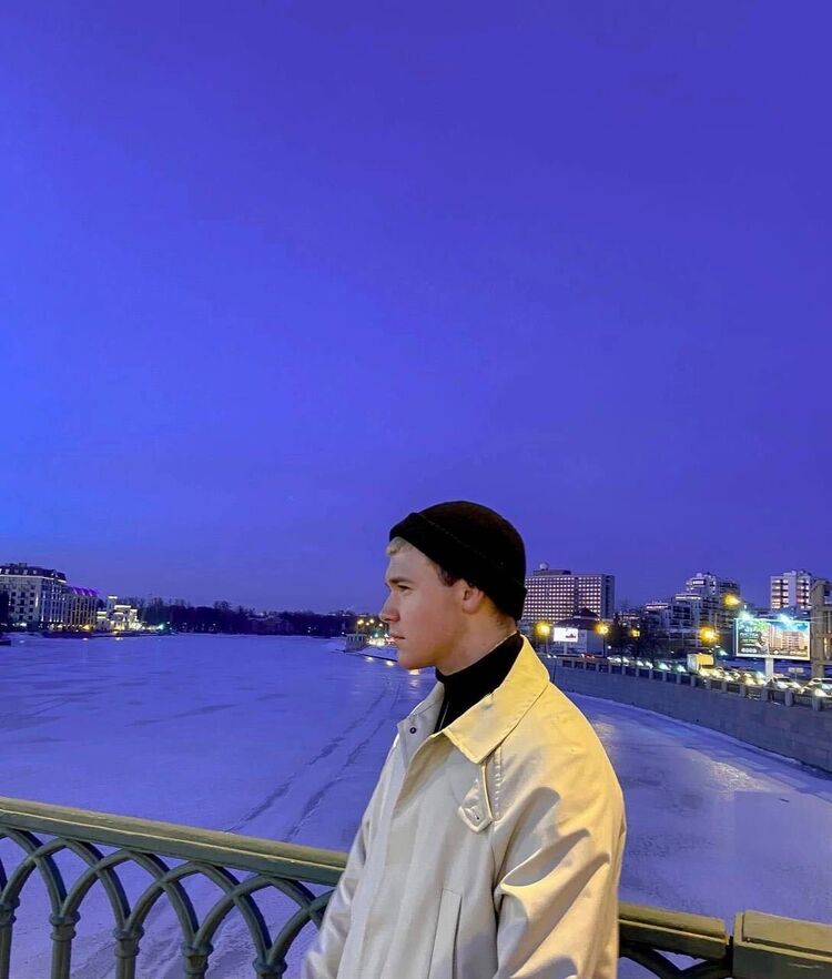  -,   , 24 ,   ,   