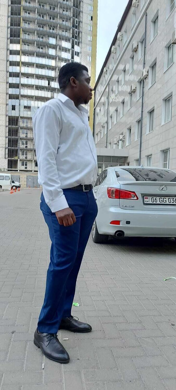  31818266  Emmanuel, 46 ,    