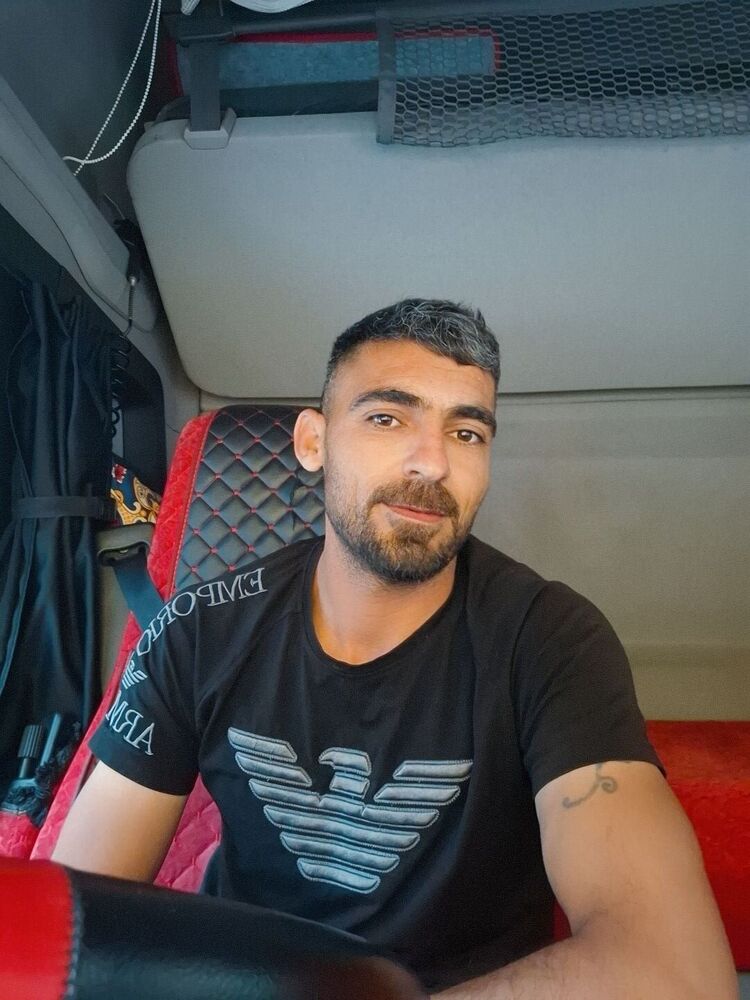  ,   Ozgur, 36 ,   ,   