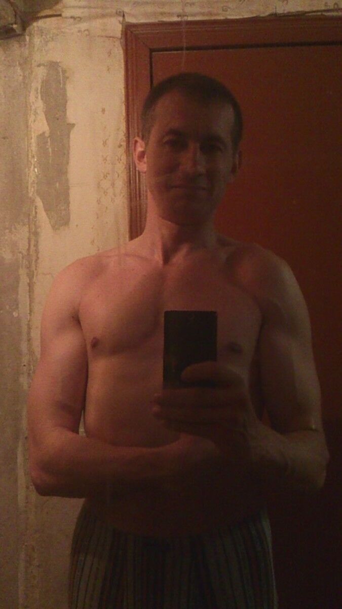  5910486  Aleksei, 47 ,    