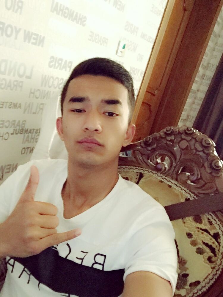  9403626  Iskander, 28 ,    