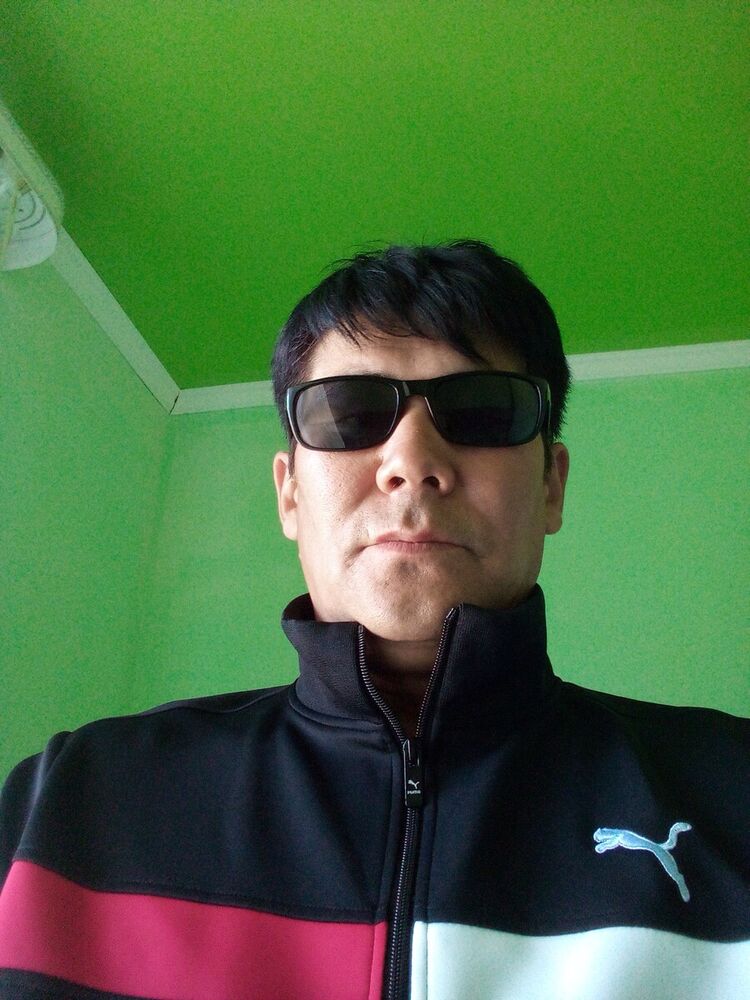 20510456  Shingo, 49 ,    