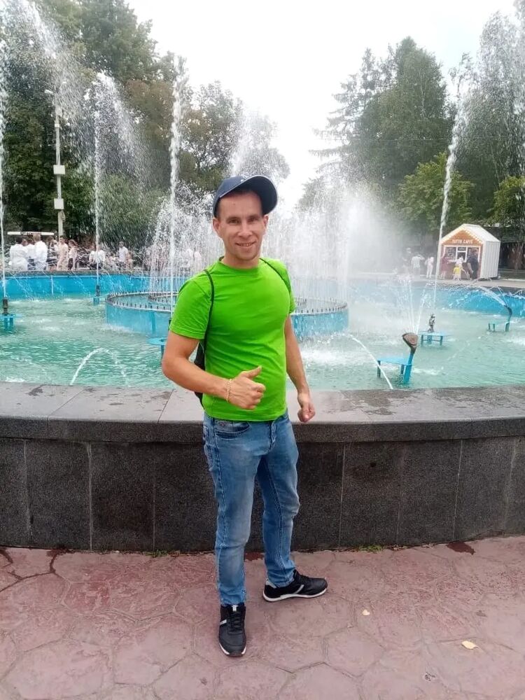  40048076  , 33 ,    