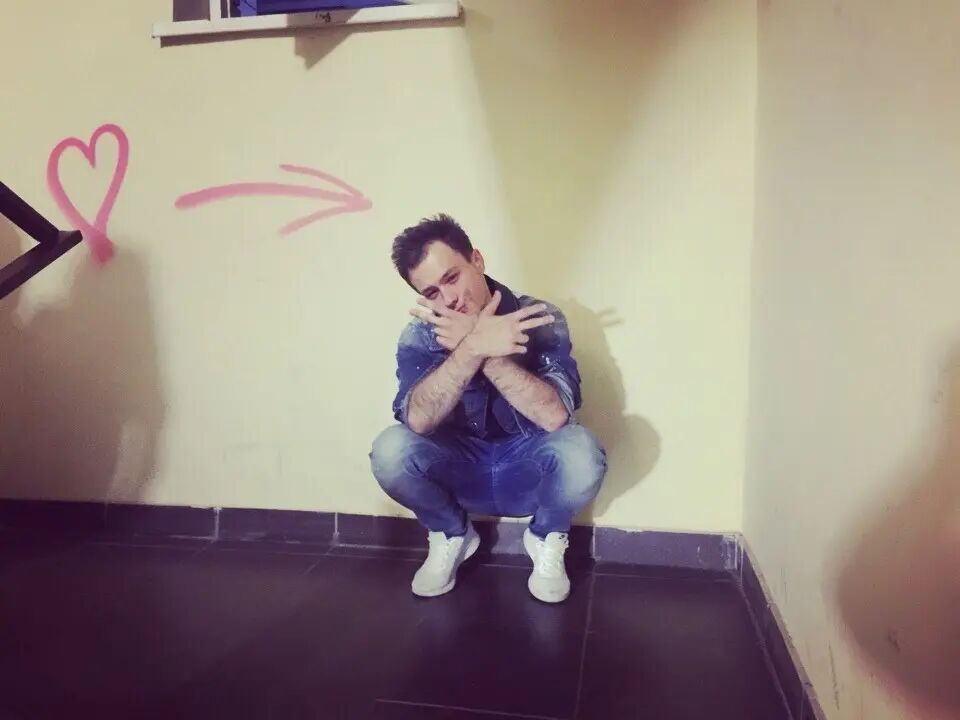  32636766  , 28 ,    