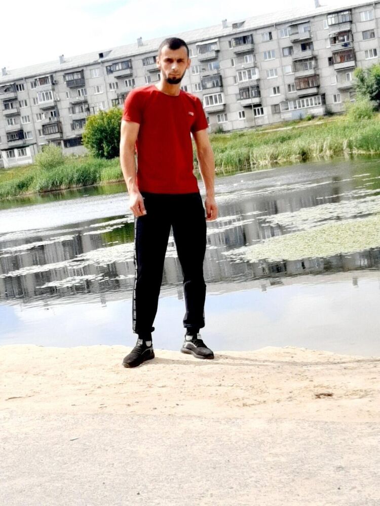  34438146  , 28 ,    