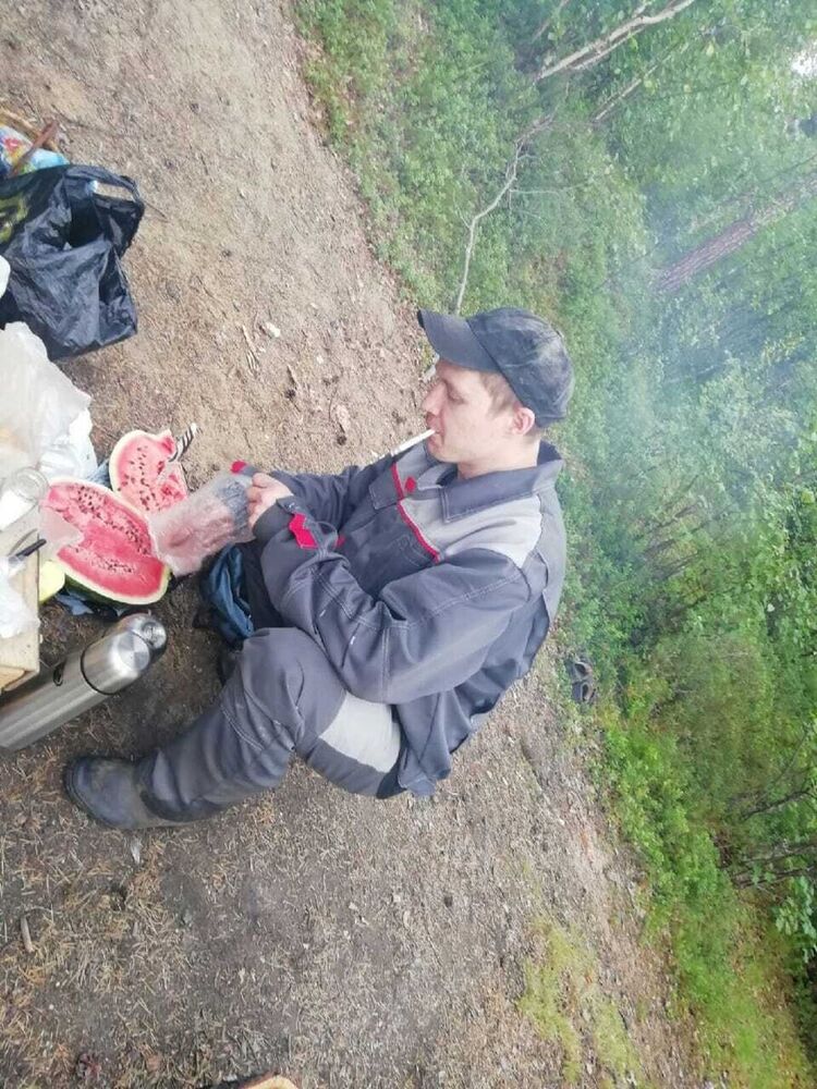  21707406  , 37 ,    