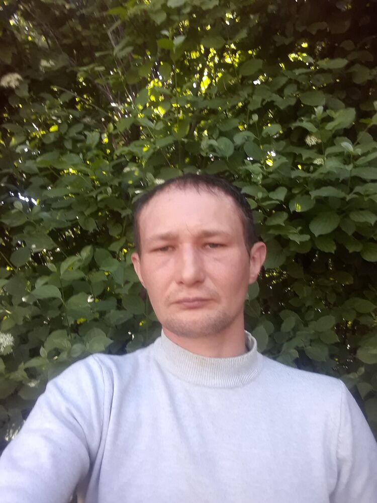  43930796  , 40 ,    
