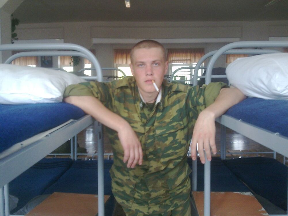  4550056  LEONID, 34 ,    