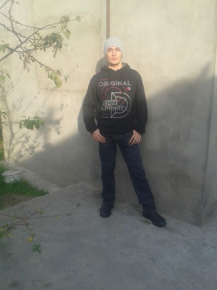  6825206  Nizam, 46 ,    