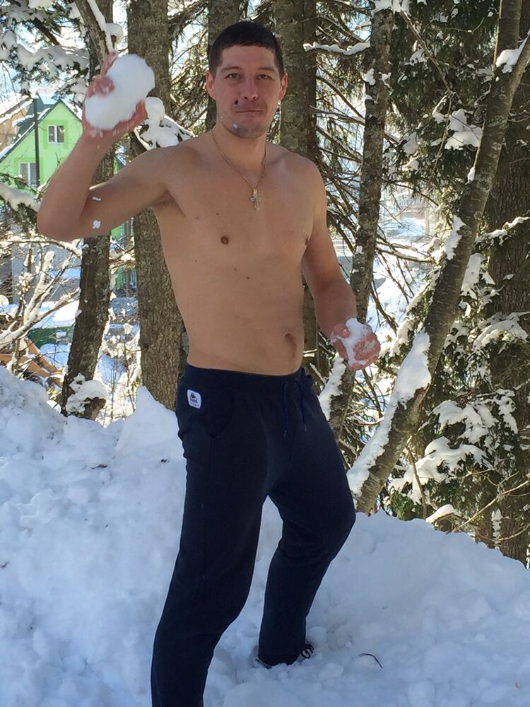  ,   Oleg, 45 ,   ,   , c 