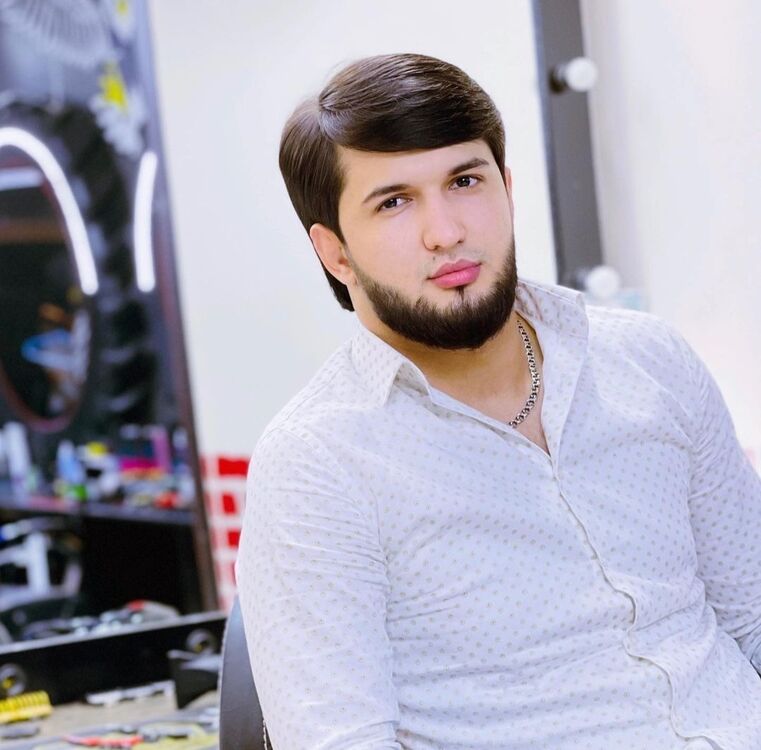  ,   Aziz, 25 ,   ,   