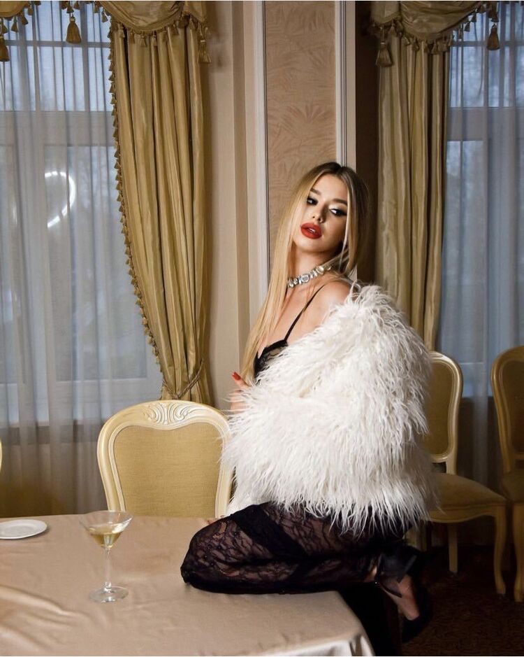  46626366  Ann, 20 ,    Alanya