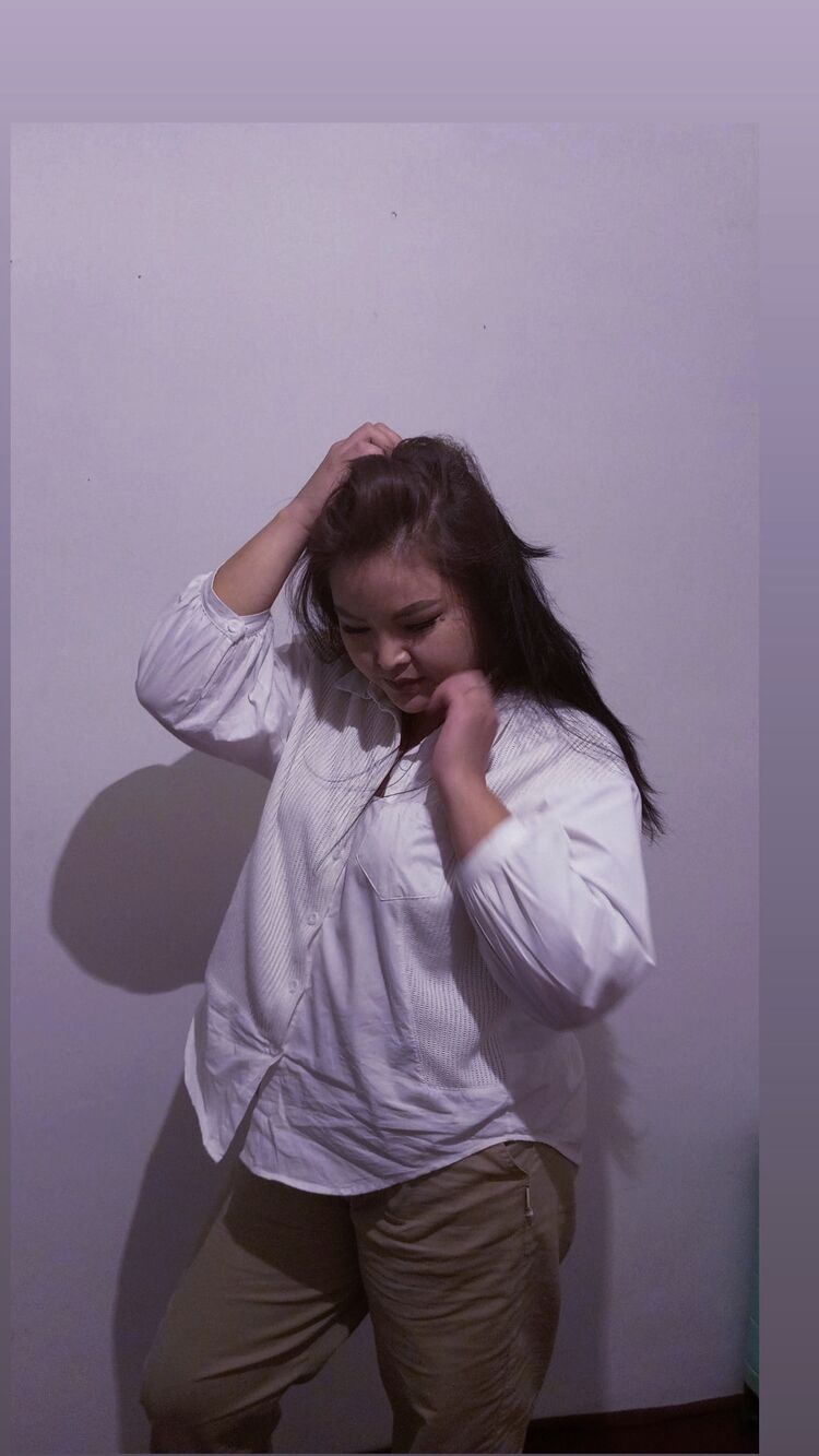  44181676  Aku, 28 ,    