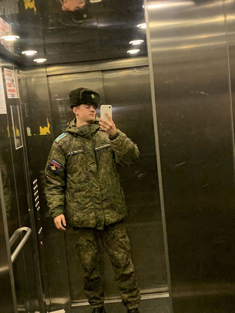  48041796  , 21 ,    