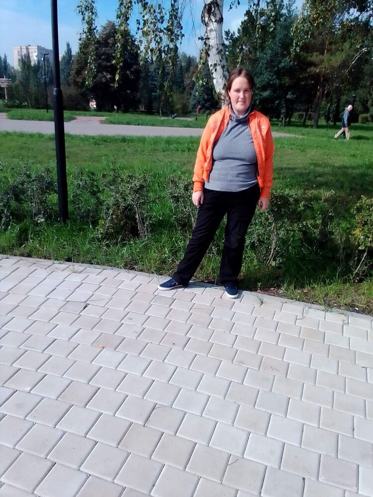  ,   Ekaterina, 34 ,   c 