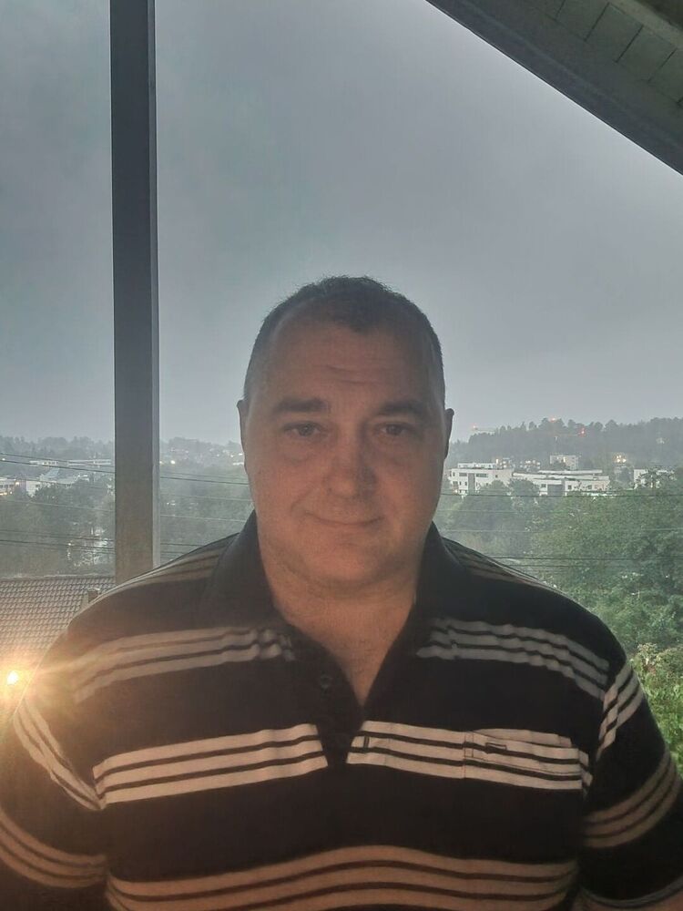 ,   Elnur, 44 ,   ,   