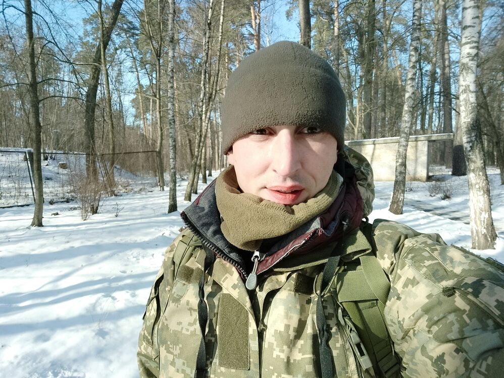  33310236  Vlad, 39 ,    