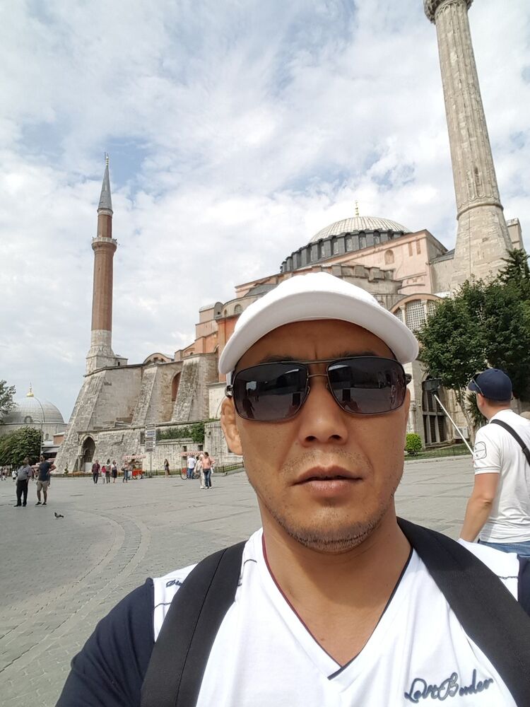  ,   Soorbekov, 42 ,   ,   , c 