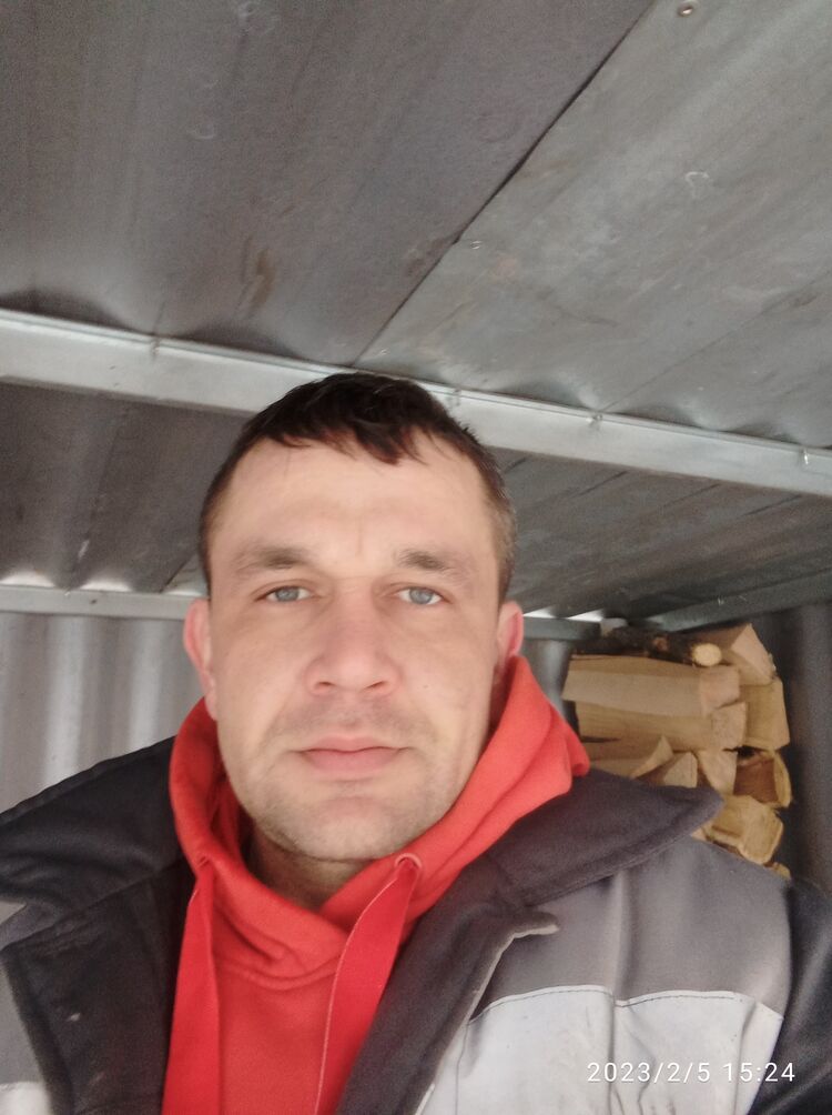 32804696  , 37 ,    